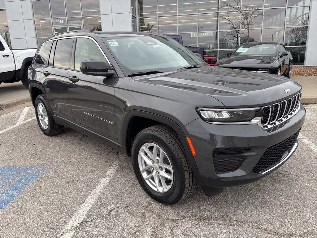 2026 Jeep Grand Cherokee Laredo