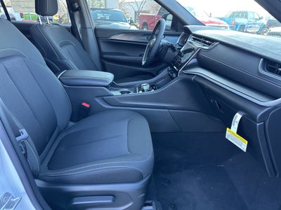 2025 Jeep Grand Cherokee Laredo X