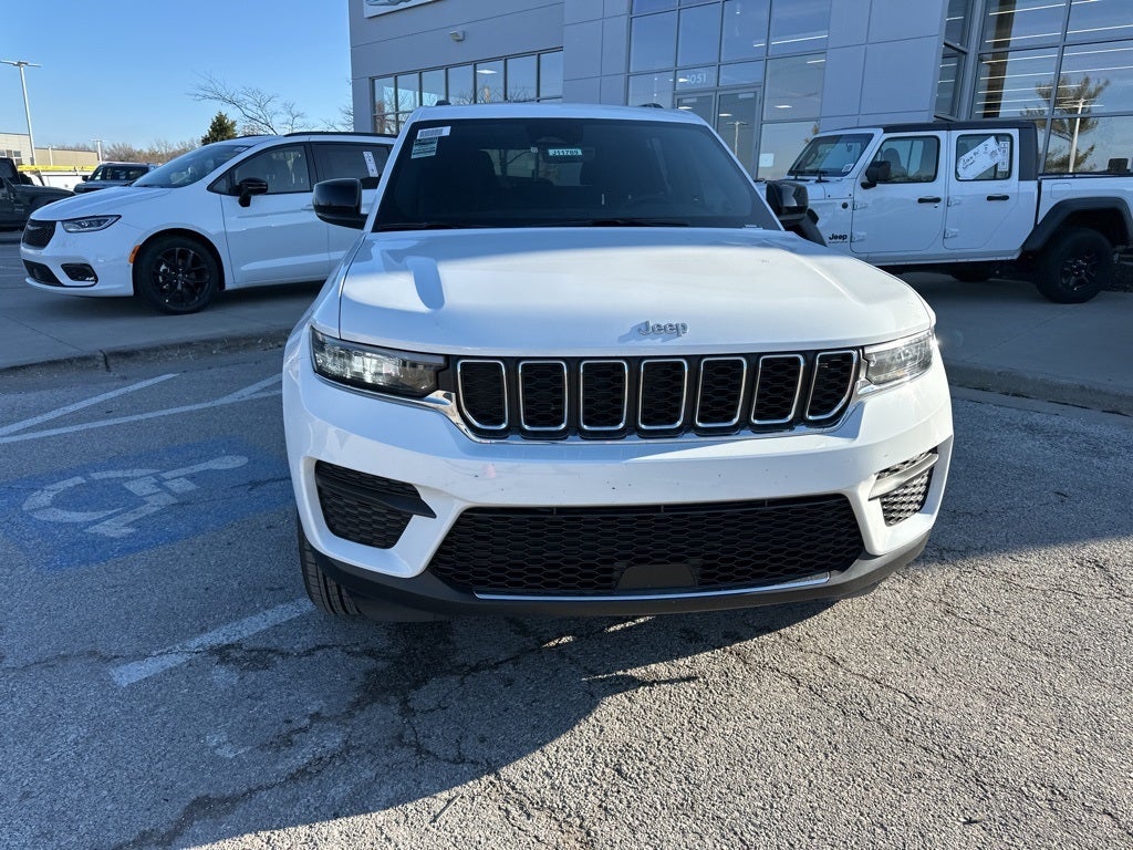 2025 Jeep Grand Cherokee Laredo X