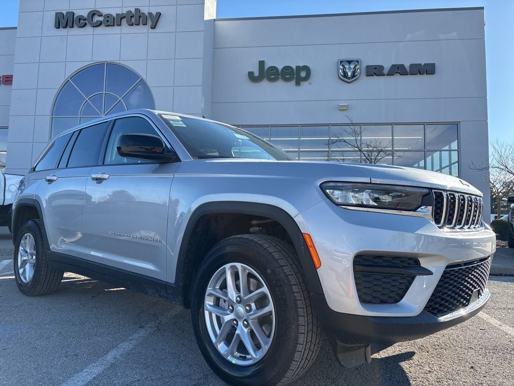 2026 Jeep Grand Cherokee Laredo