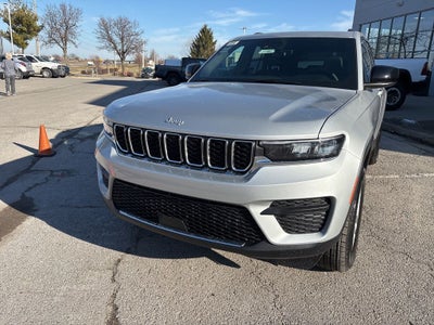 2026 Jeep Grand Cherokee Laredo