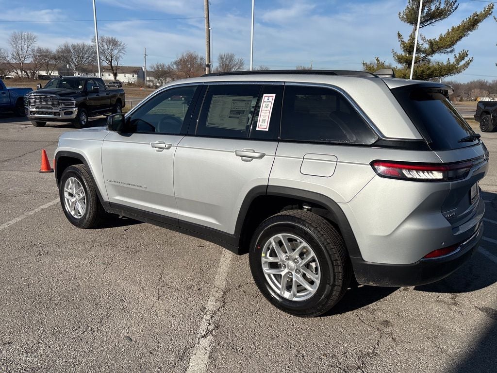 2026 Jeep Grand Cherokee Laredo