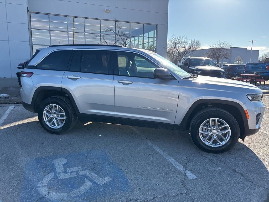 2026 Jeep Grand Cherokee Laredo