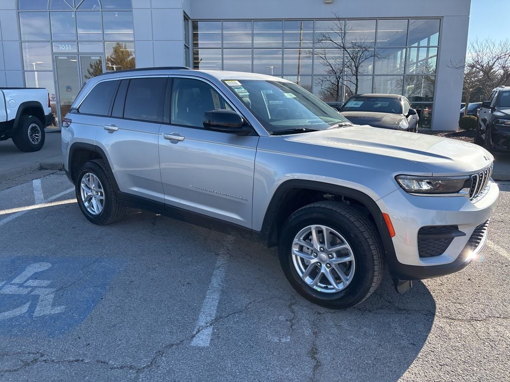 2026 Jeep Grand Cherokee Laredo