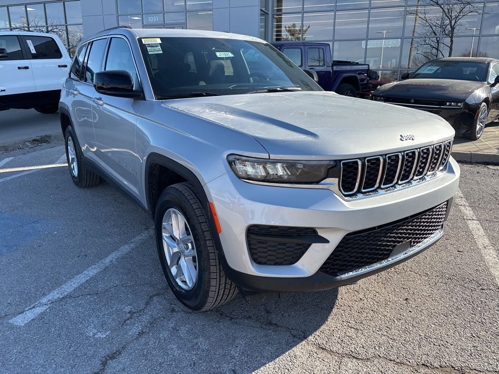 2026 Jeep Grand Cherokee Laredo