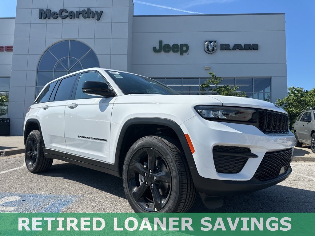 2025 Jeep Grand Cherokee Laredo