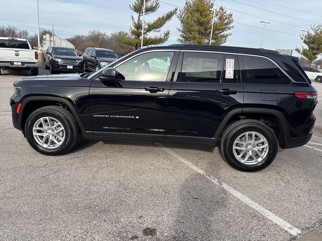 2026 Jeep Grand Cherokee Laredo