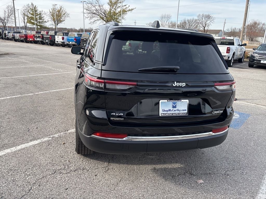 2026 Jeep Grand Cherokee Laredo