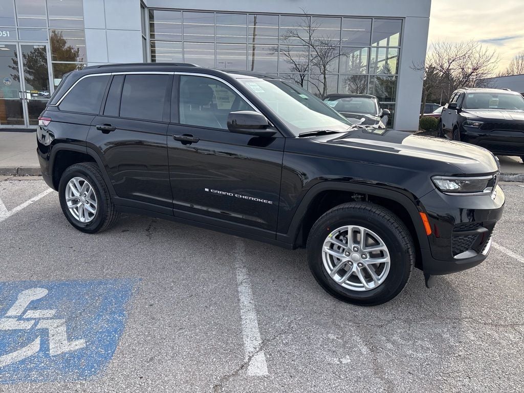 2026 Jeep Grand Cherokee Laredo