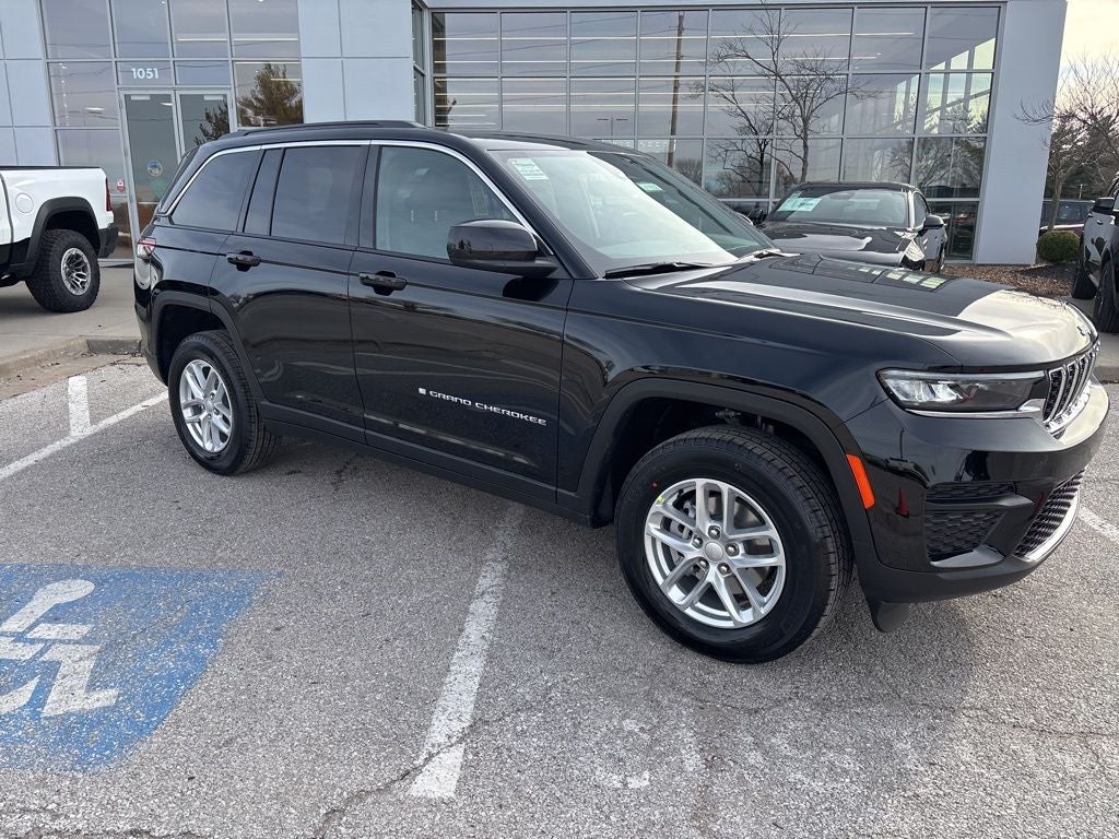 2026 Jeep Grand Cherokee Laredo