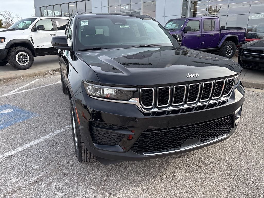 2026 Jeep Grand Cherokee Laredo