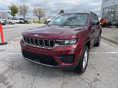 2026 Jeep Grand Cherokee GRAND CHEROKEE LAREDO X 4X4