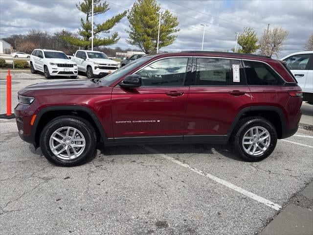 2026 Jeep Grand Cherokee GRAND CHEROKEE LAREDO X 4X4