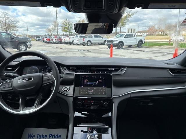 2026 Jeep Grand Cherokee GRAND CHEROKEE LAREDO X 4X4