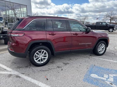 2026 Jeep Grand Cherokee GRAND CHEROKEE LAREDO X 4X4