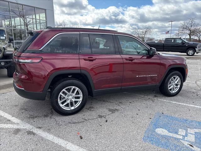 2026 Jeep Grand Cherokee GRAND CHEROKEE LAREDO X 4X4