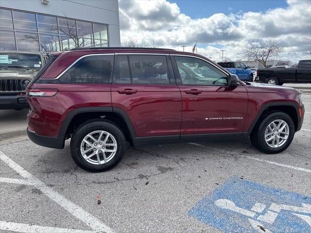 2026 Jeep Grand Cherokee GRAND CHEROKEE LAREDO X 4X4