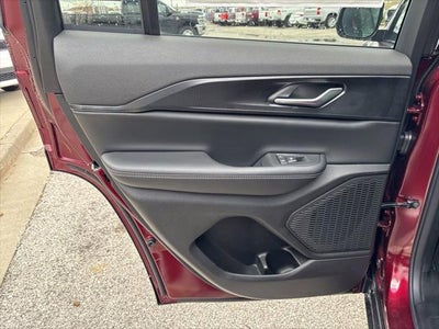 2026 Jeep Grand Cherokee GRAND CHEROKEE LAREDO X 4X4