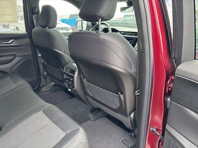 2026 Jeep Grand Cherokee GRAND CHEROKEE LAREDO X 4X4