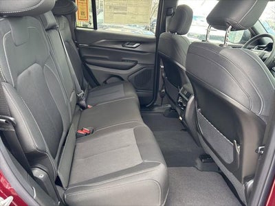 2026 Jeep Grand Cherokee GRAND CHEROKEE LAREDO X 4X4