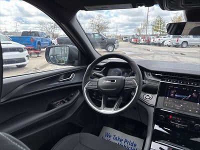2026 Jeep Grand Cherokee GRAND CHEROKEE LAREDO X 4X4