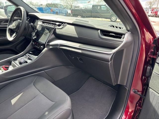 2026 Jeep Grand Cherokee GRAND CHEROKEE LAREDO X 4X4