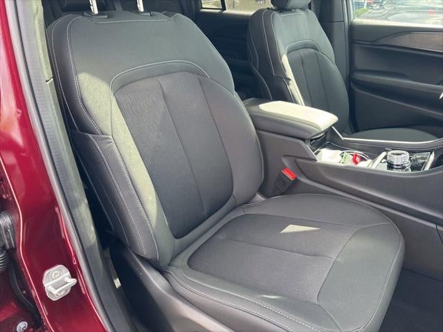 2026 Jeep Grand Cherokee GRAND CHEROKEE LAREDO X 4X4
