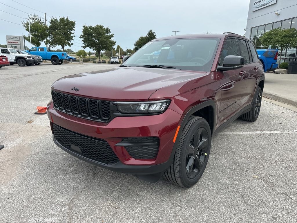 2025 Jeep Grand Cherokee Altitude X