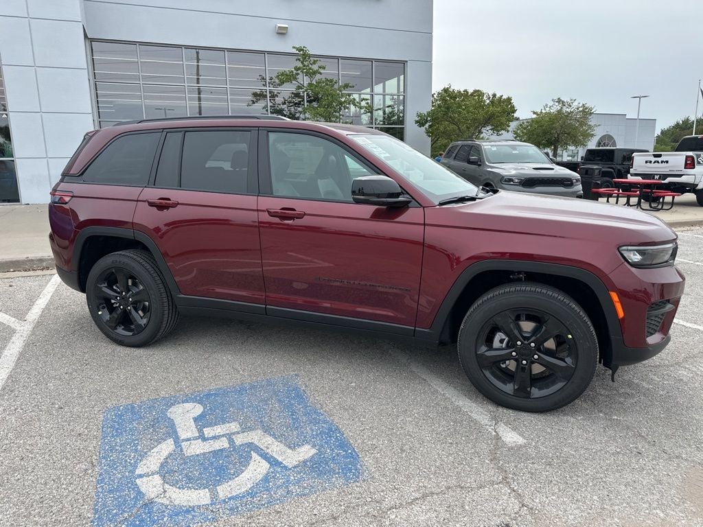 2025 Jeep Grand Cherokee Altitude X