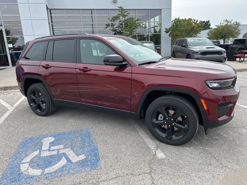 2025 Jeep Grand Cherokee Altitude X