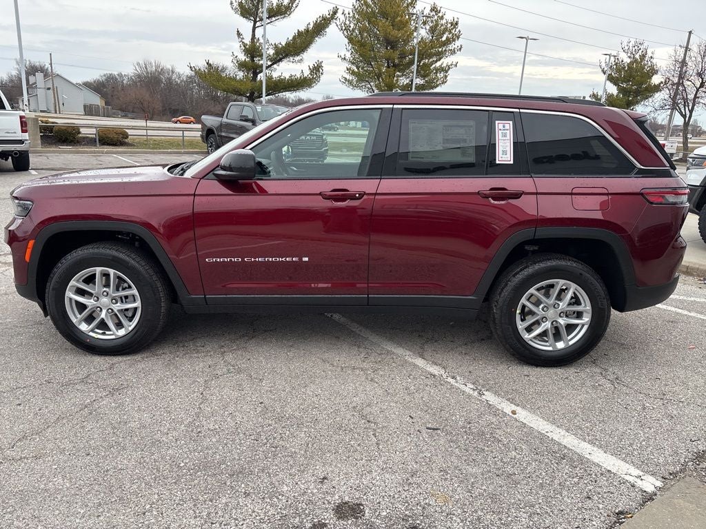 2026 Jeep Grand Cherokee Laredo