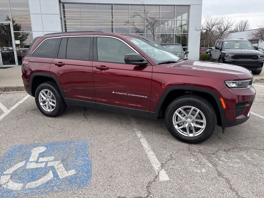 2026 Jeep Grand Cherokee Laredo