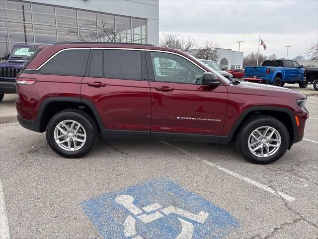2026 Jeep Grand Cherokee GRAND CHEROKEE LAREDO 4X4