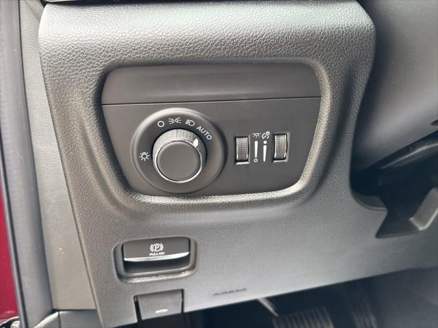 2026 Jeep Grand Cherokee GRAND CHEROKEE LAREDO 4X4