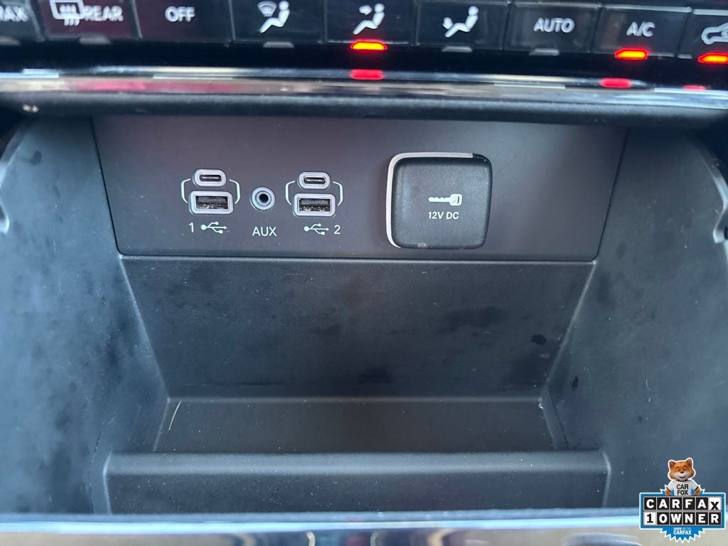 2023 Jeep Grand Cherokee Laredo 4x4