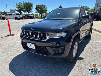 2023 Jeep Grand Cherokee Laredo 4x4
