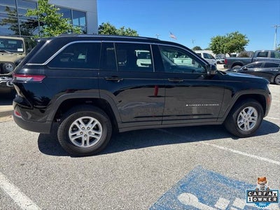 2023 Jeep Grand Cherokee Laredo 4x4