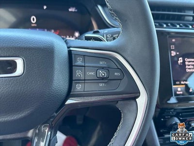 2023 Jeep Grand Cherokee Laredo 4x4