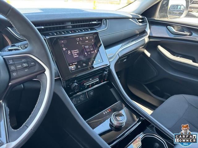 2023 Jeep Grand Cherokee Laredo 4x4