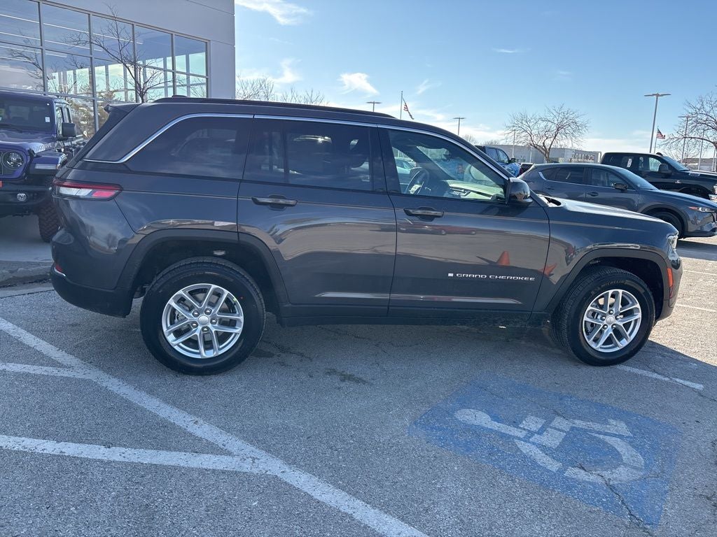 2026 Jeep Grand Cherokee Laredo