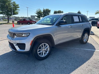 2024 Jeep Grand Cherokee Laredo X 4x4