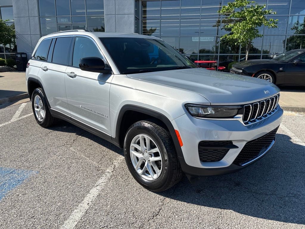 2024 Jeep Grand Cherokee Laredo X 4x4