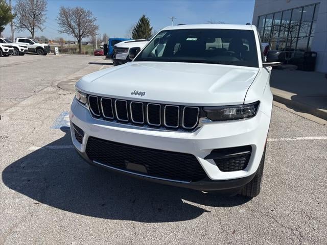2026 Jeep Grand Cherokee GRAND CHEROKEE LAREDO 4X4