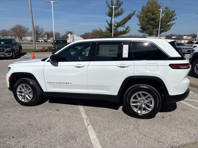 2026 Jeep Grand Cherokee GRAND CHEROKEE LAREDO 4X4