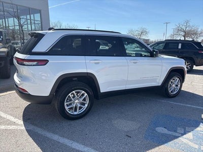 2026 Jeep Grand Cherokee GRAND CHEROKEE LAREDO 4X4