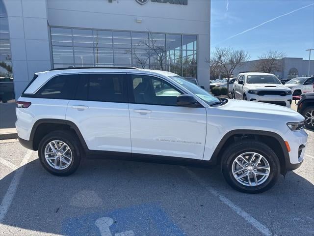 2026 Jeep Grand Cherokee GRAND CHEROKEE LAREDO 4X4