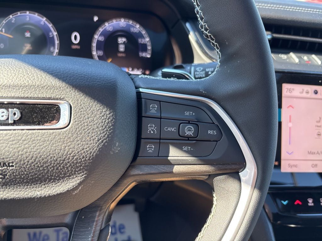 2026 Jeep Grand Cherokee Laredo