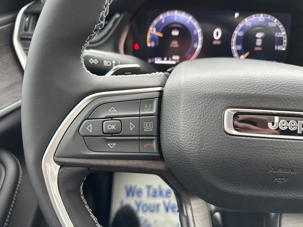 2026 Jeep Grand Cherokee Laredo