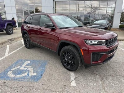 2026 Jeep Grand Cherokee GRAND CHEROKEE LAREDO ALTITUDE 4X4