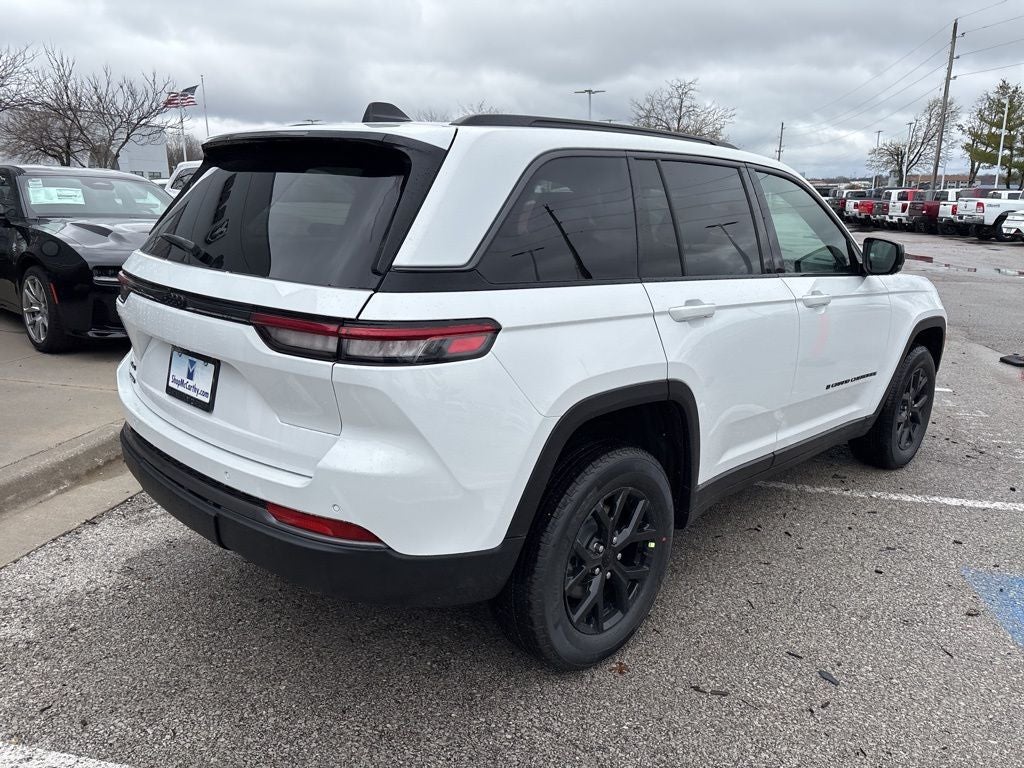 2026 Jeep Grand Cherokee Laredo